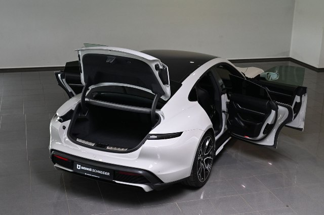 obrázok auta